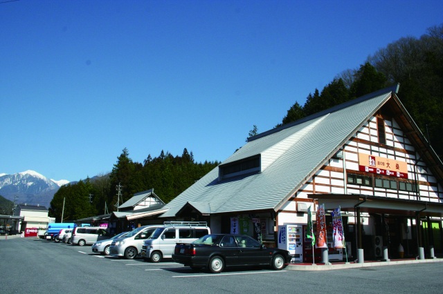 道の駅「大桑」（木楽舎）